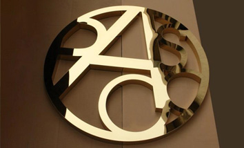 钛金字